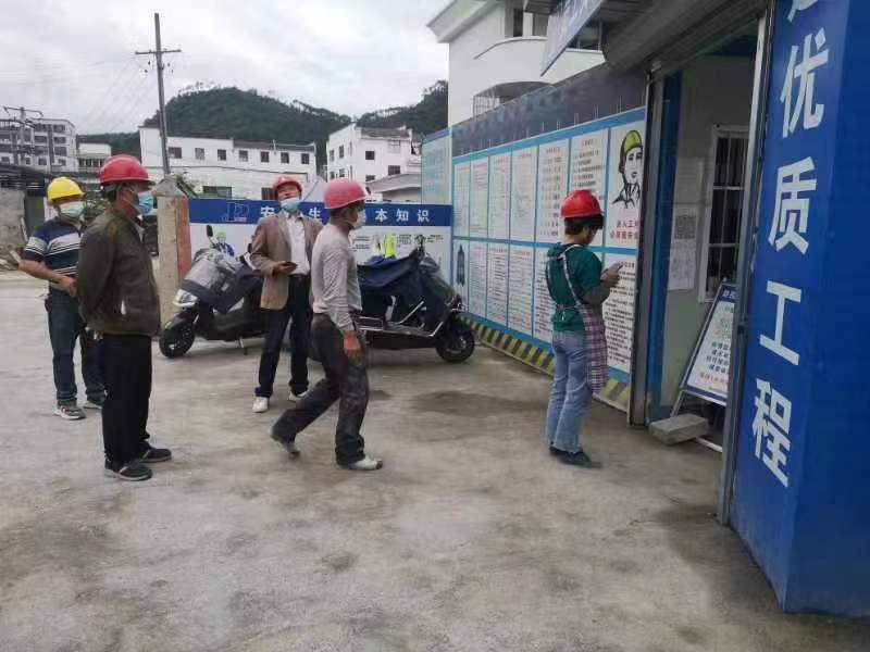 屯溪城建投公司多措并舉，筑牢建筑工地“防疫墻”